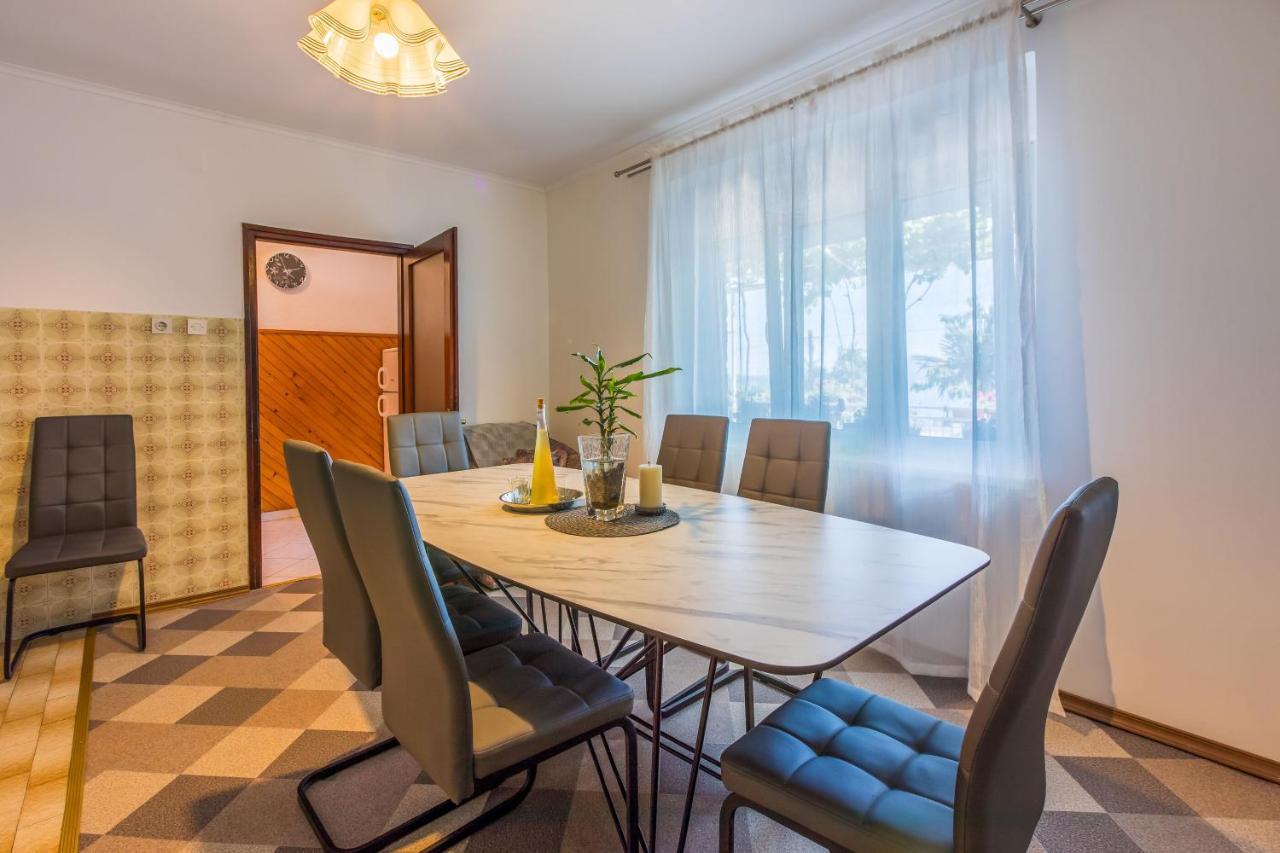 Apartment Leo Nona Novi Vinodolski Eksteriør billede